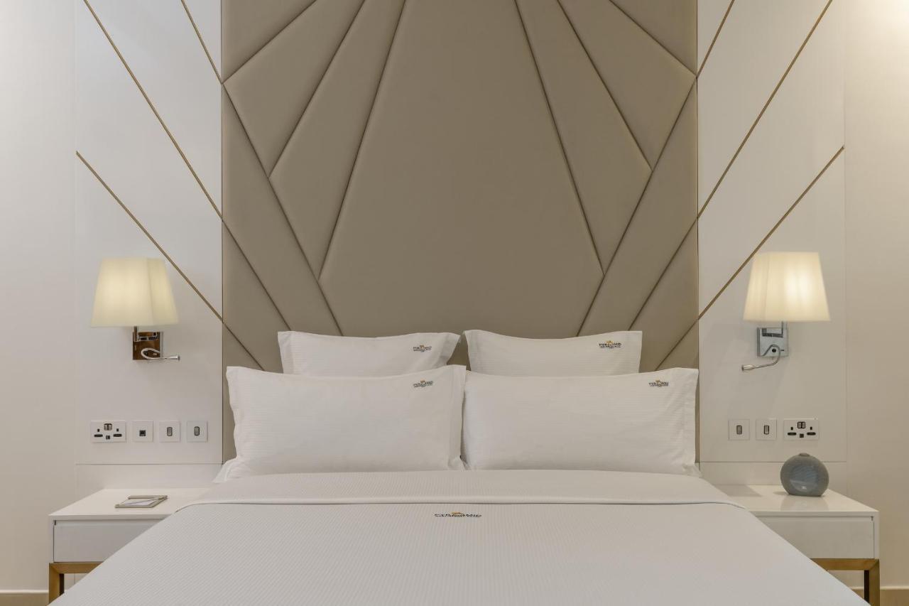 Pyramid Continental Hotel Джуба Екстер'єр фото